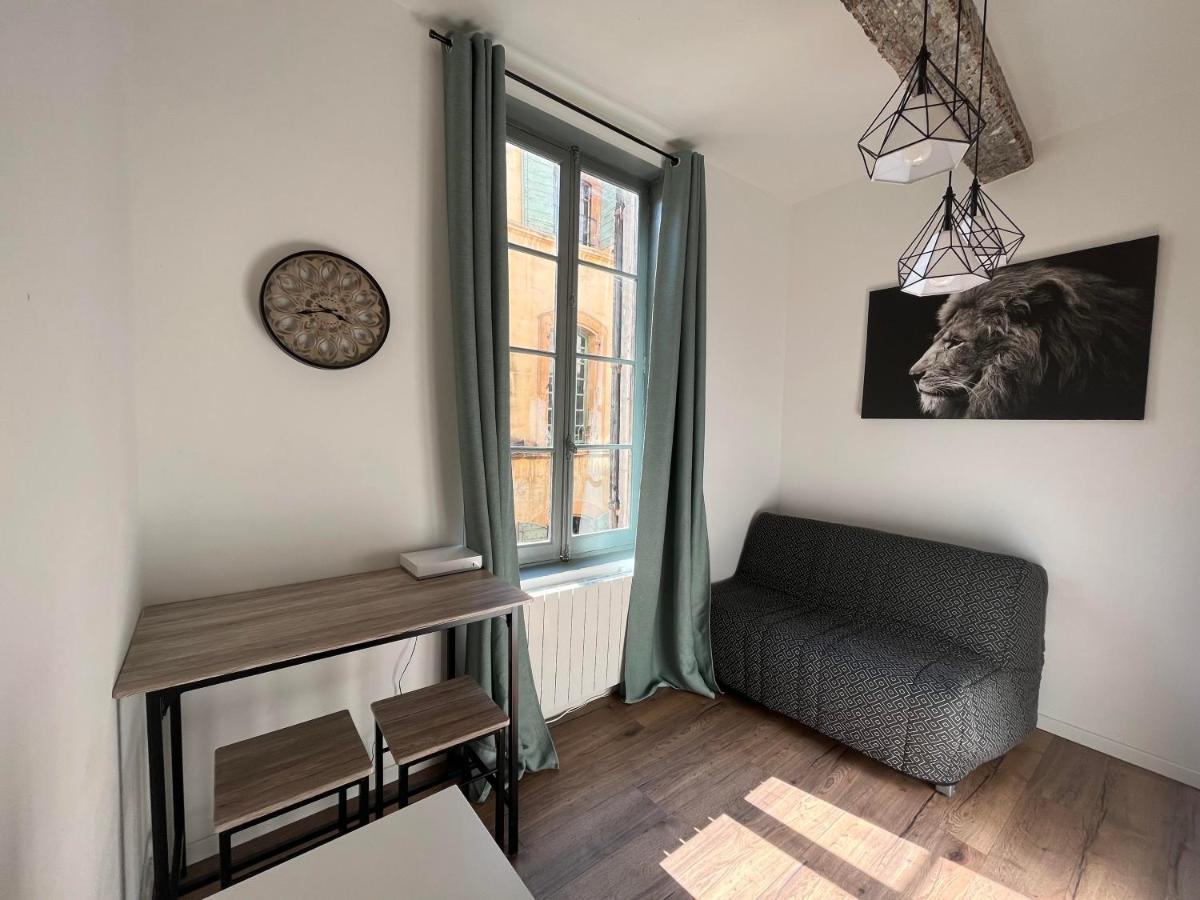 Апартаменты Studio En Plein Coeur Du Centre D'Арль Экстерьер фото